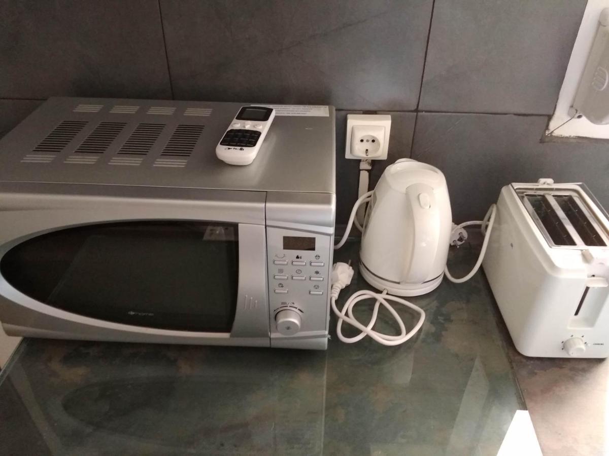 Prime Location Bright Studio City Center Super 5G Wifi 200Mbps With32"Tv Thessaloniki Exterior foto